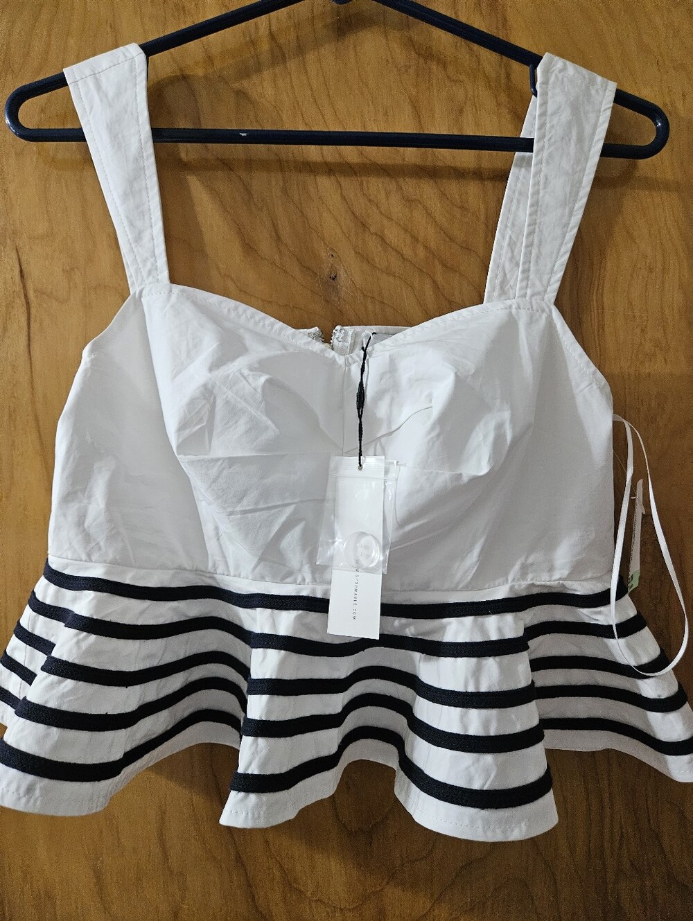 MABLE Women's White/Navy Striped Sweetheart Cropped Tank Top Zip Back Size S